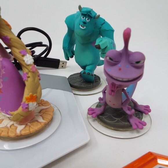 19 Pcs Disney Infinity Bundle - Picture 4 of 7